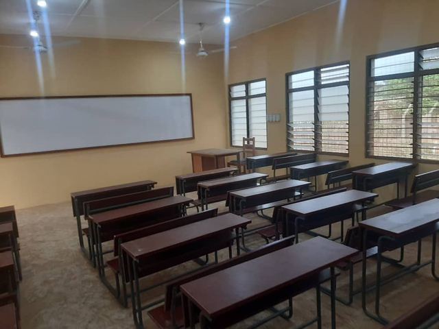 Institutional complex (main) — Photo 42