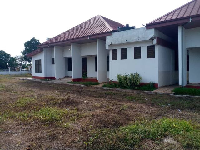 Office / admin building — Photo 6