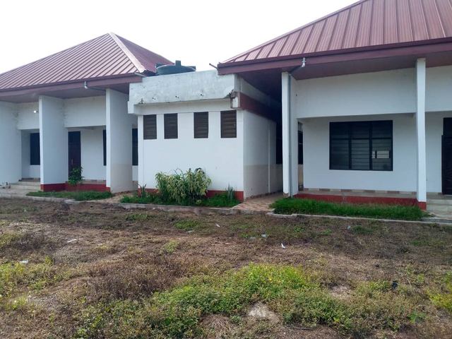 Office / admin building — Photo 25