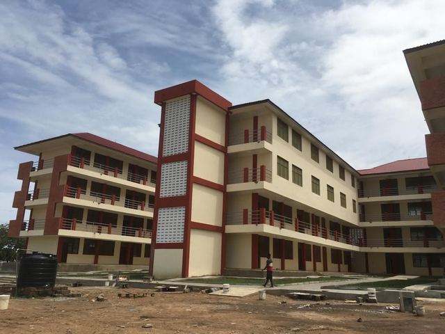 Office / admin building — Photo 31