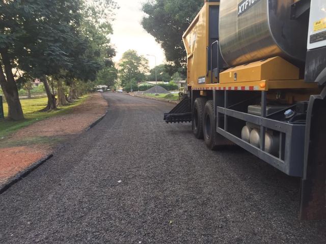 Nhyieso road project — Photo 10